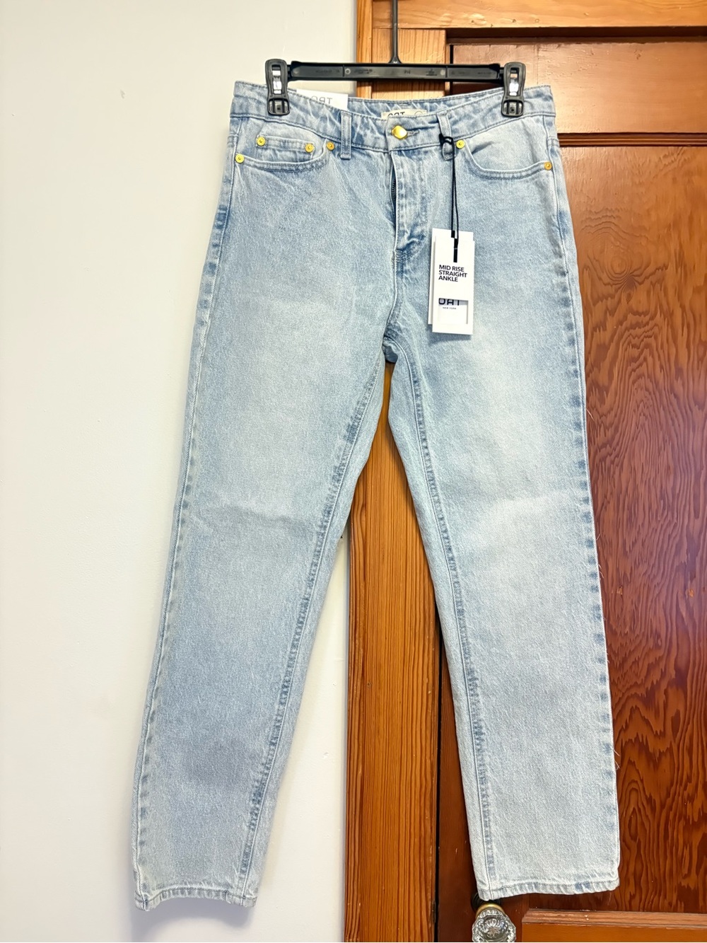 Oat Mid-Rise Straight Women’s Jeans